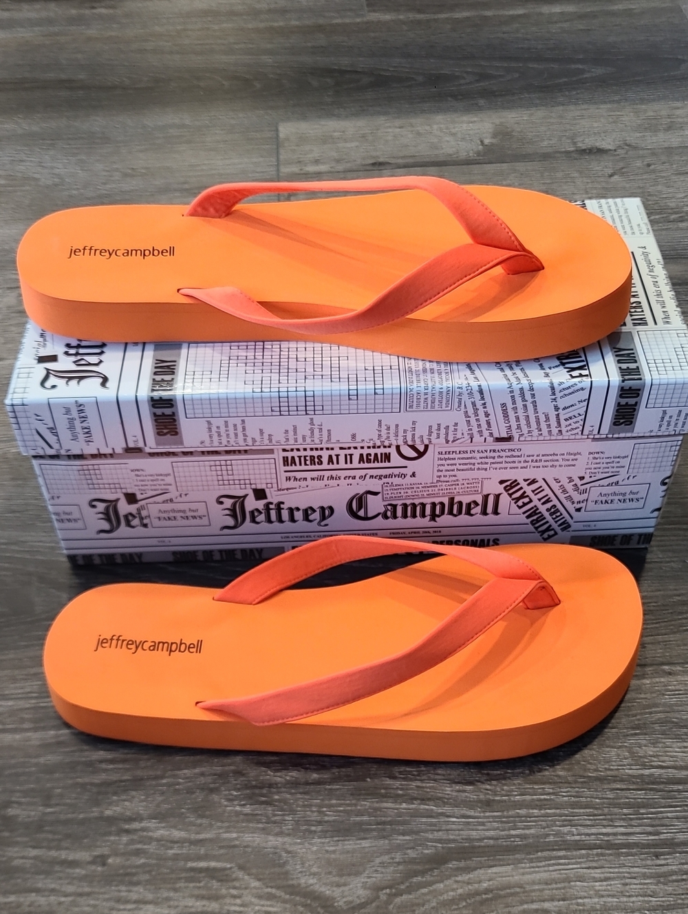 Jeffrey Campbell Bright Orange Platform Flip Flop Sandals